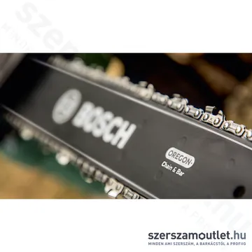 BOSCH UNIVERSAL CHAIN 35 Elektromos láncfűrész (1800W/35cm) (06008B8303)