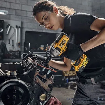 DEWALT DCF891N Akkus szénkefementes ütvecsavarozó 18V (akku és töltő nélkül)