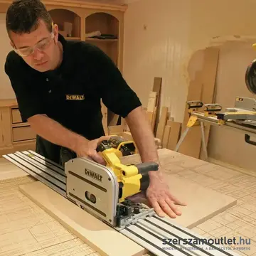 DEWALT DWS520KTR Merülőfűrész, 165mm, 1300W/230V + DWS5022 vezetősín 1,5m TSTAK kofferben