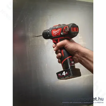 MILWAUKEE M12 BDD-402C Akkus fúró-csavarbehajtó kofferben (38Nm/2x4,0Ah/12V) (4933441925)