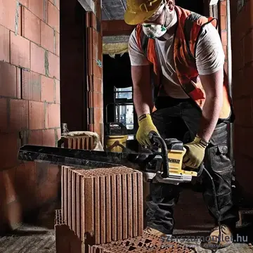 DEWALT DWE398-QS Aligátorfűrész, 43cm, 1700W (78 fogú TCT vágólappal szállítva/DT2976)