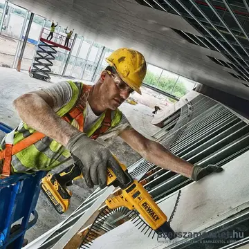DEWALT DCF620D2 Akkus szénkefementes gipszkarton csavarozó TSTAK kofferben (2x2,0Ah/18V)