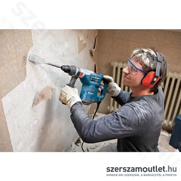 BOSCH GBH 4-32 DFR Fúró-vésőkalapács SDS-Plus, kofferben (900W/4,2J) (0611332100)
