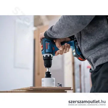 BOSCH GSR 18V-90 C Akkus szénkefementes fúró-csavarozó+L-Boxx 18V (2x4,0Ah akku) (06019K6003)