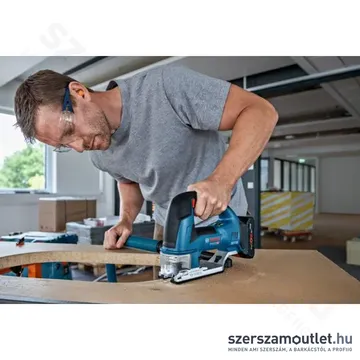 BOSCH GST 18V-155 BC Akkus szúrófűrész L-Boxxban 18V (akku és töltő nélkül) (06015B1000)