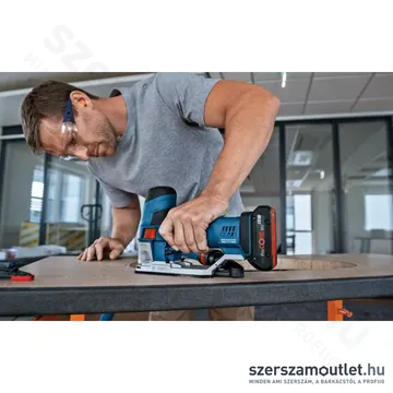 BOSCH GST 18V-155 SC Akkus szúrófűrész L-Boxxban 18V (akku és töltő nélkül) (06015B0000)