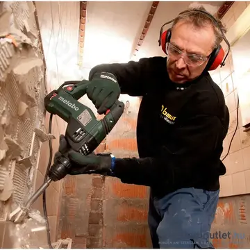 METABO KHE 3251 Fúró-vésőkalapács + cseretokmány (800W/3,1J) metaBOXban