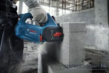 BOSCH GAC 250 elektromos láncfűrész ytong-hoz (1.200W/250mm) (06012B6020)