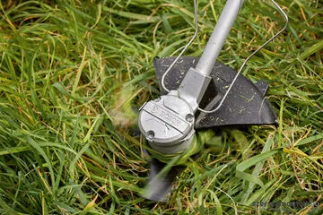 BOSCH GFR 18V-23 Akkus szénkefementes bozótvágó fűkasza 18V SOLO