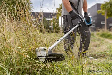 BOSCH GFR 18V-23 Akkus szénkefementes bozótvágó fűkasza 18V SOLO