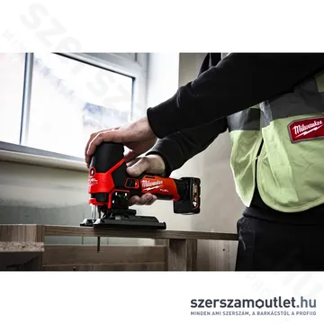 MILWAUKEE M12 FJS-422X Akkus szúrófűrész HD kofferben (1x2,0Ah/1x4,0Ah/12V) (4933493348)