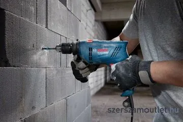 BOSCH GSB 600 Ütvefúró (600W)