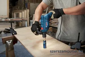 BOSCH GSB 600 Ütvefúró (600W)