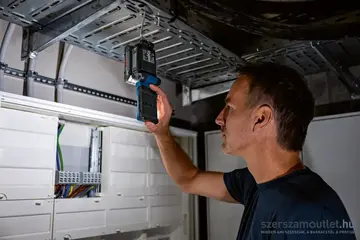 BOSCH GLI 18V-800 Akkus lámpa (18V/800 lm)