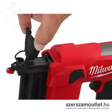 MILWAUKEE M12 FCN18GS-0X Akkus egyenes szegbelövő HD kofferben (12V) (Akku és töltő nélkül!)