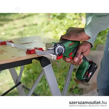 BOSCH UniversalCut 18V-65 Akkus NanoBlade fűrész 18V (Akku és töltő nélkül) (06033D5200)