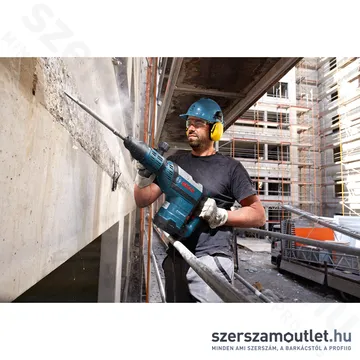 BOSCH GSH 7 VC Vésőkalapács SDS-Max, kofferben (1500W/13J)
