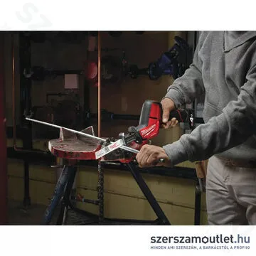 MILWAUKEE M12 CHZ-0 Akkus szénkefementes orrfűrész (12V) (Akku és töltő nélkül) (4933446960)
