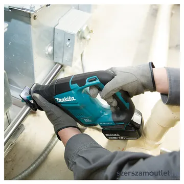 MAKITA DJR188Z Akkus szénkefementes orrfűrész (18V) (Akku és töltő nélkül!)