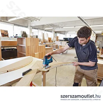 BOSCH GST 160 BCE Szúrófűrész L-Boxxban (800W/160mm) (0601518000)