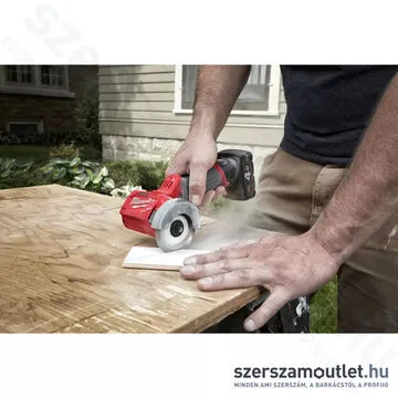 MILWAUKEE M12 FCOT-422X Akkus szuperkompakt vágószerszám 76mm, HD kofferben (1x2,0Ah/1x4,0Ah/12V)
