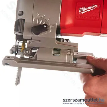 MILWAUKEE JSPE 135 TX Szúrófűrész kofferben (750W/135mm) (4933381230)