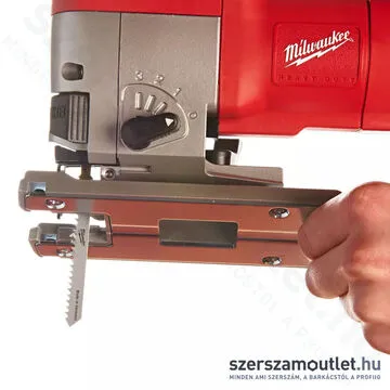 MILWAUKEE JSPE 135 TX Szúrófűrész kofferben (750W/135mm) (4933381230)