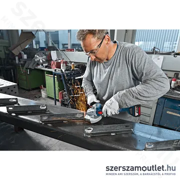 BOSCH GWS 18V-10 Akkus sarokcsiszoló szénkefementes (18V/115mm) (Akku és töltő nélkül!) (06019J4000)
