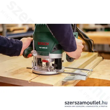BOSCH POF 1200 AE Felsőmaró (1200W/6-8mm) (060326A100)