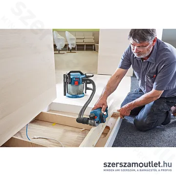 BOSCH GHO 12V-20 Akkus gyalu szénkefementes (12V/56mm) (Akku és töltő nélkül!) (06015A7000)