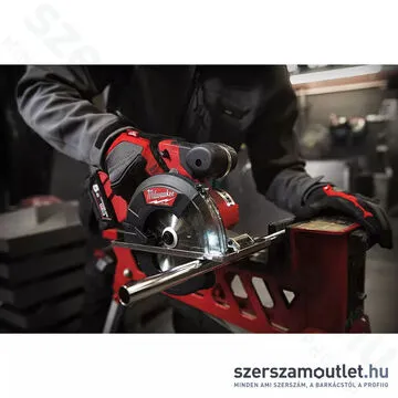 MILWAUKEE M18 FMCS-0X Akkus fémvágó körfűrész HD kofferben (18V/150mm) (Akku és töltő nélkül!)