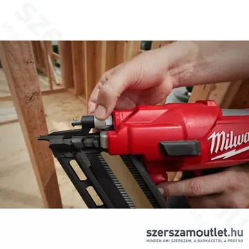 MILWAUKEE M18 FFN-0C Akkus szegbelövő kofferben (18V) (Akku és töltő nélkül!) (4933471406)