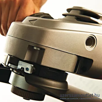 MILWAUKEE AGVK 24-230 EK Sarokcsiszoló lágyindítással (2400W/230mm) (4933451413)