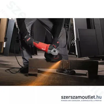 MILWAUKEE AGVK 24-230 EK Sarokcsiszoló lágyindítással (2400W/230mm) (4933451413)