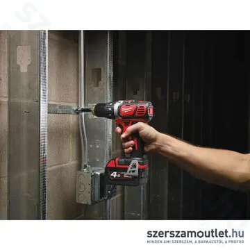 MILWAUKEE M18 BDD-403C Akkus fúró-csavarbehajtó kofferben (3x4,0Ah/18V) (4933448362)