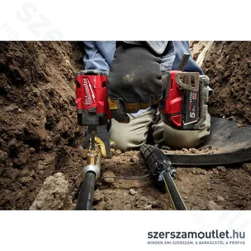 MILWAUKEE M18 FIW2F12-0X Akkus ütvecsavarozó HD kofferben (18V 1/2