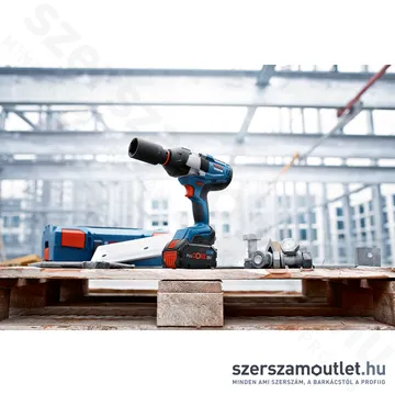 BOSCH GDS 18V-1050 H Akkus ütvecsavarozó szénkefementes, L-Boxxban (3/4