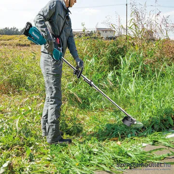 MAKITA DUX18Z Akkus szénkefementes akkus multi fűkasza géptest (18V) (Akku és töltő nélkül!)
