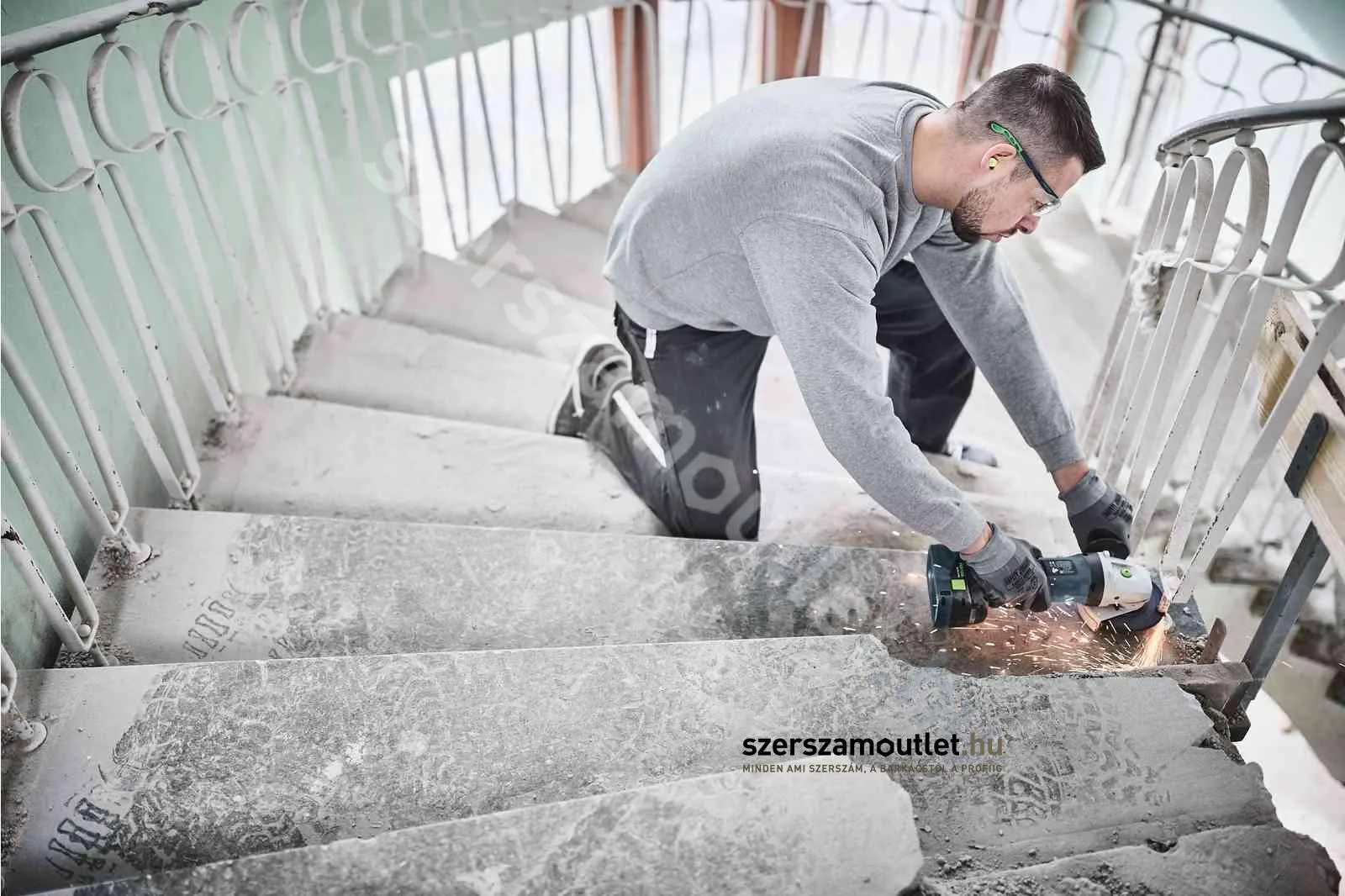 FESTOOL AGC 18-125 Li EB-Basic Akkus sarokcsiszoló (18V/125mm) (Akku és töltő nélkül!)