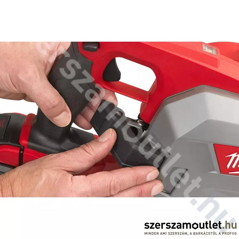 MILWAUKEE M18 FMCS66-121C Akkus fémvágó körfűrész 203mm, kofferben (1x12Ah/18V) (4933472111)