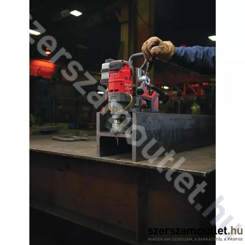 MILWAUKEE M18 FMDP-0C Akkus mágnestalpas fúrógép (18V) (Akku és töltő nélkül!)